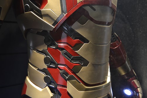 Iron Man abdomen closeup