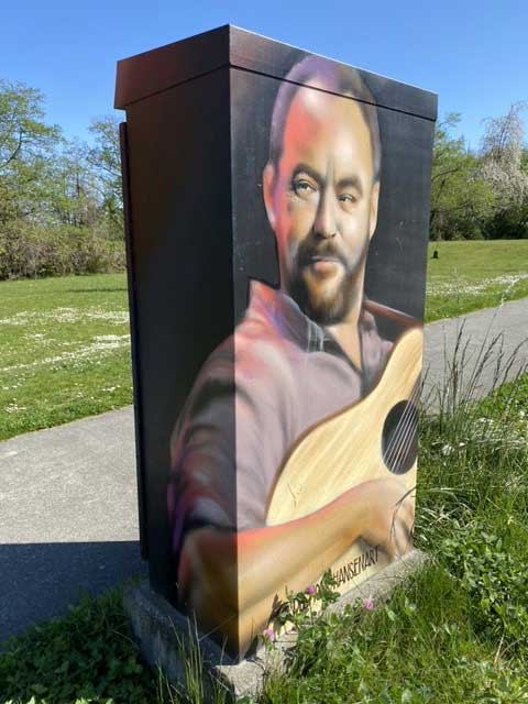 Dave Matthews mural by Seattle artist Desmond Hansen